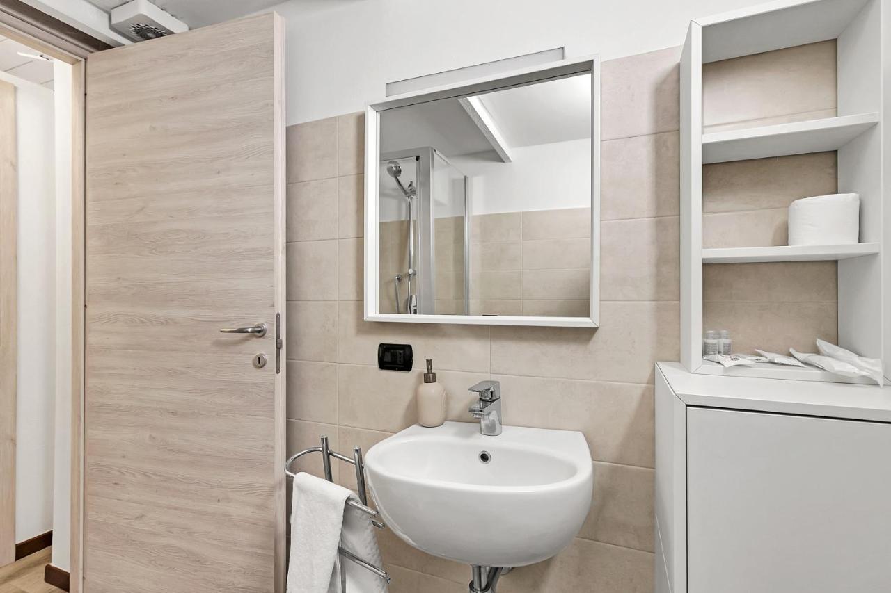 Apartamento Loft Daiquiri Nel Centro Di Milano, Via Sottocorno, Porta Vittoria Exterior foto